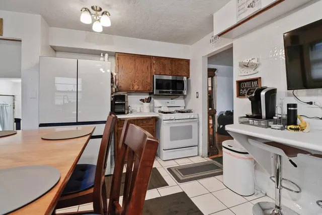 $250,000 | 7731 New Jersey Avenue, Hammond, IN 46323