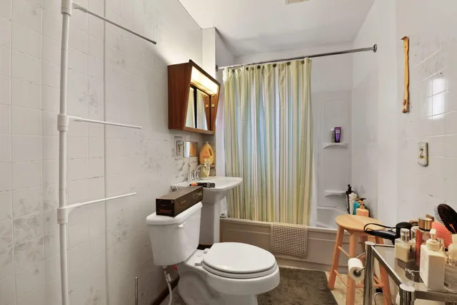 $250,000 | 7731 New Jersey Avenue, Hammond, IN 46323