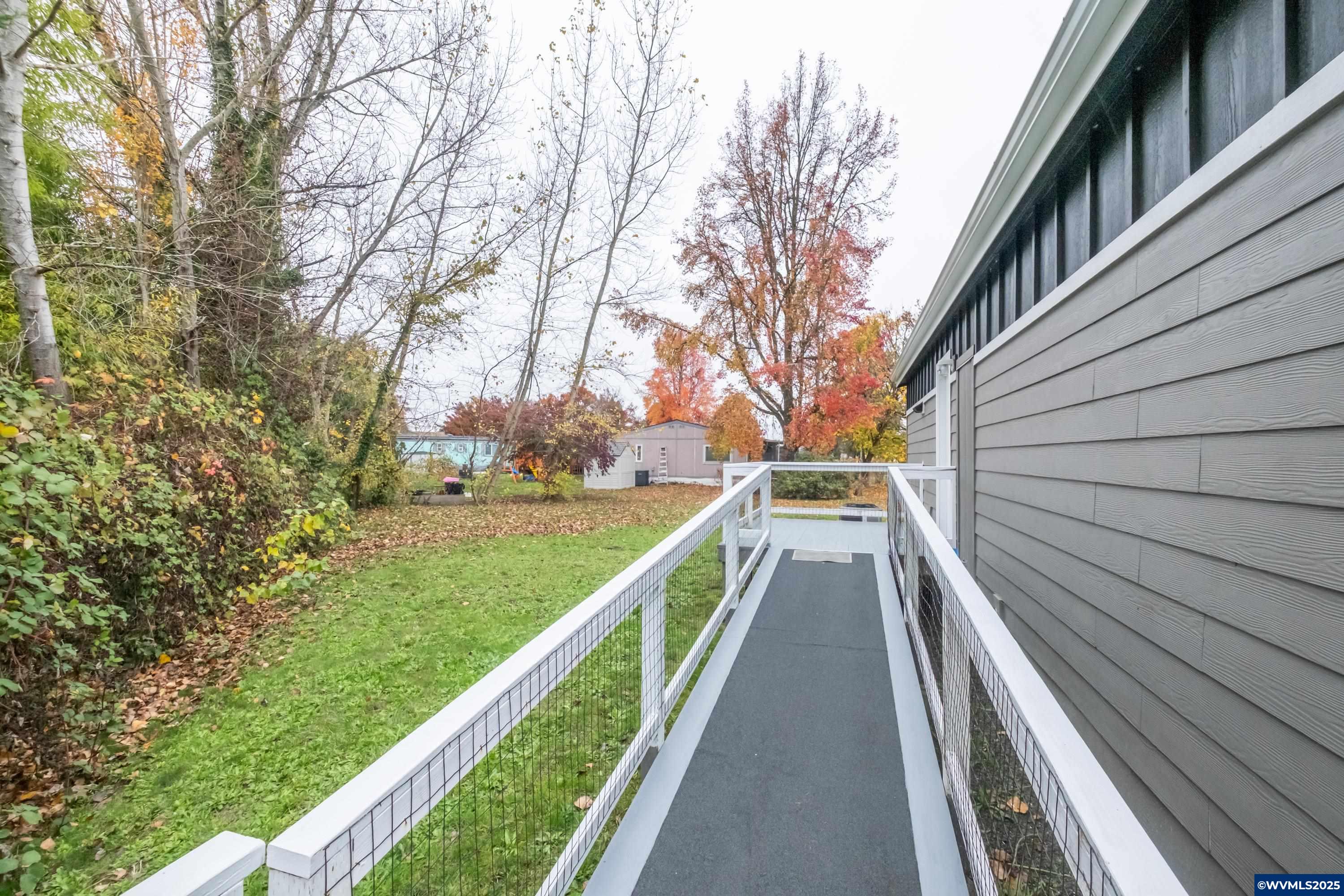 34505 Riverside Drive, Unit 15 Albany, OR 97321 - Photo 36 of 48 Gallery Image 36