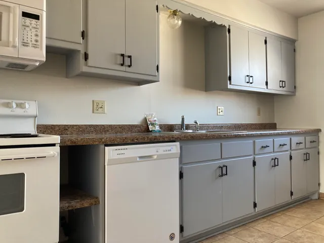 $995 | 3473 South 83rd Street, Milwaukee, WI 53219