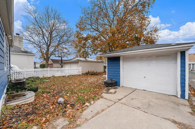 $260,000 | 3553 Pardee Avenue, Dearborn, MI 48124