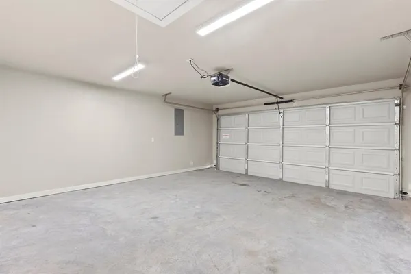 $299,900 | 414 Mesa, Lone Oak, TX 75453