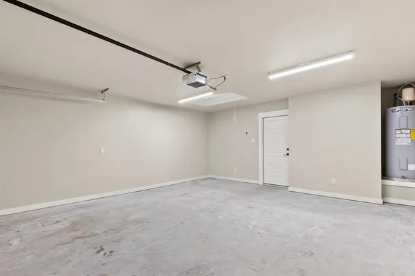 $299,900 | 414 Mesa, Lone Oak, TX 75453