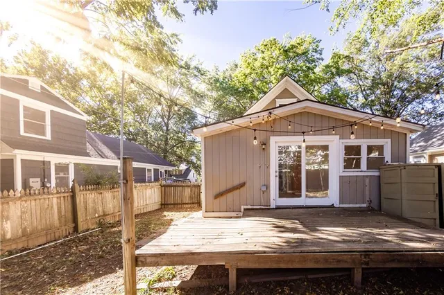 $279,000 | 4627 Fairmount Avenue, Kansas City, MO 64112