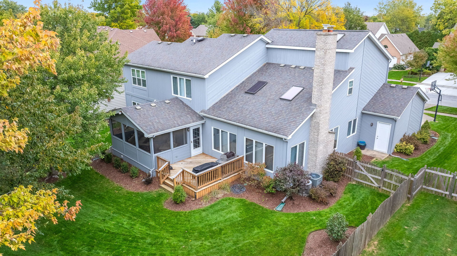 2103 Primrose Lane Naperville, IL 60565 - Photo 31 of 40 an aerial view of a house with garden