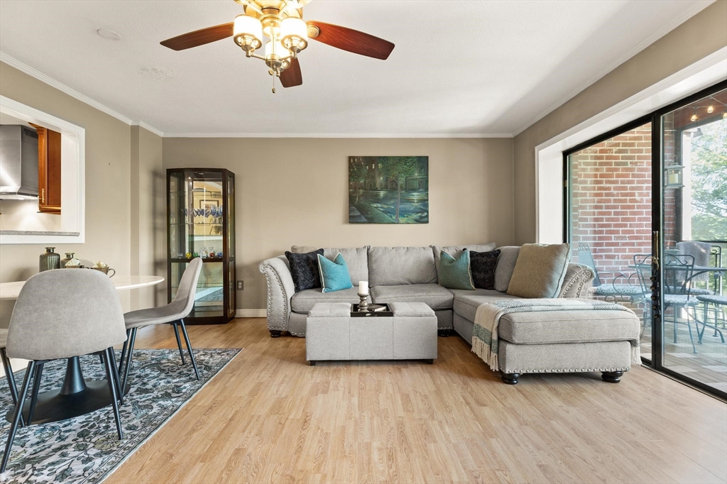 3 Summit Drive, Unit 17 Reading, MA 01867 - Photo 6 of 19