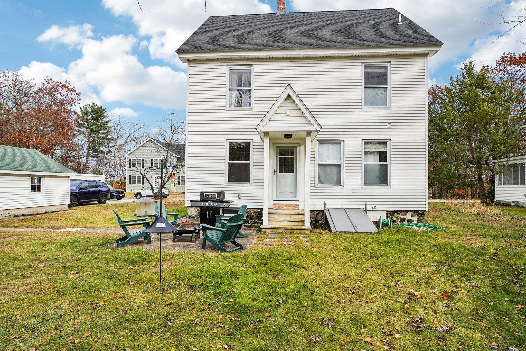 7 Hadley Road Merrimack, NH 03054 - Photo 9 of 39 Gallery Image 9