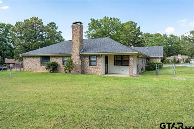$1,850 | 14885 Willowwood Drive, Tyler, TX 75703