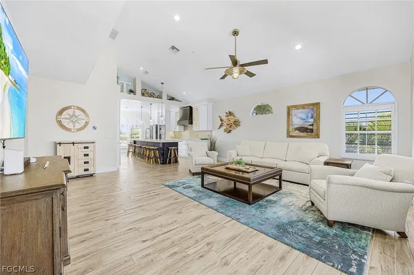 $2,990,000 | 21510-21512 Indian Bayou Drive, Fort Myers Beach, FL 33931