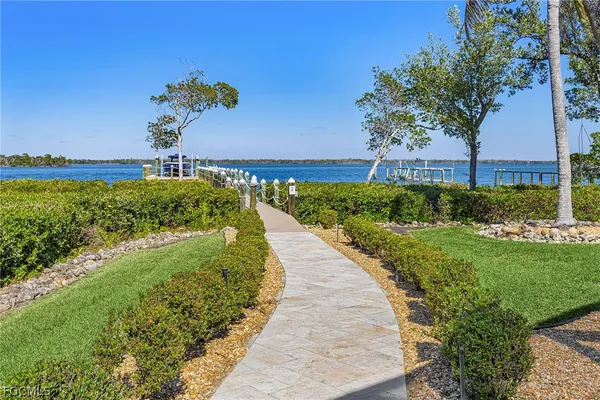 $2,990,000 | 21510-21512 Indian Bayou Drive, Fort Myers Beach, FL 33931