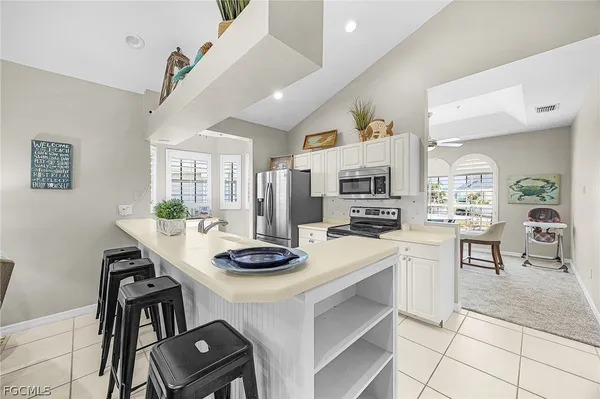 $2,990,000 | 21510-21512 Indian Bayou Drive, Fort Myers Beach, FL 33931