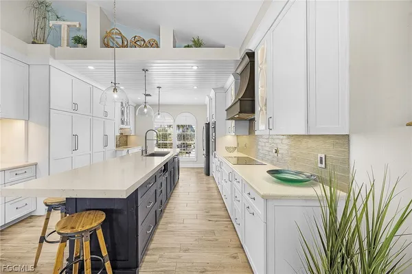 $2,990,000 | 21510-21512 Indian Bayou Drive, Fort Myers Beach, FL 33931