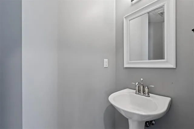 $425,000 | 21403 West 54th Terrace, Shawnee, KS 66218