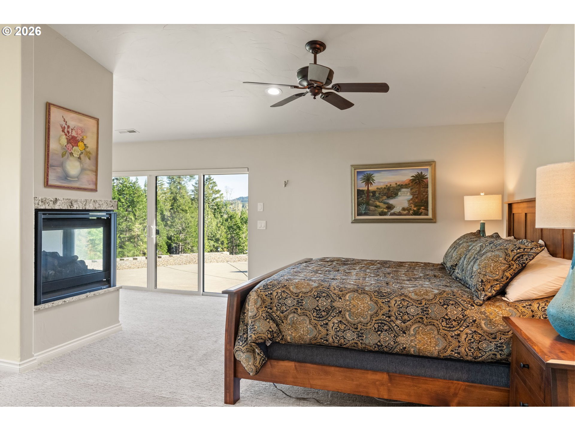 5996 Hayhurst Road Yoncalla, OR 97499 - Photo 20 of 48 Primary Bedroom