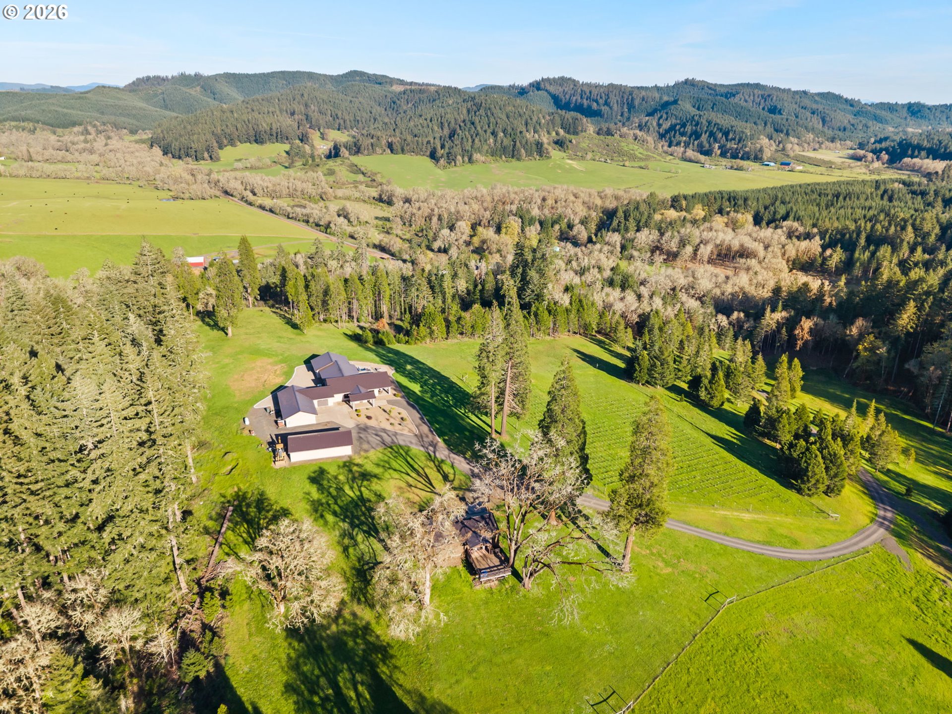 5996 Hayhurst Road Yoncalla, OR 97499 - Photo 40 of 48