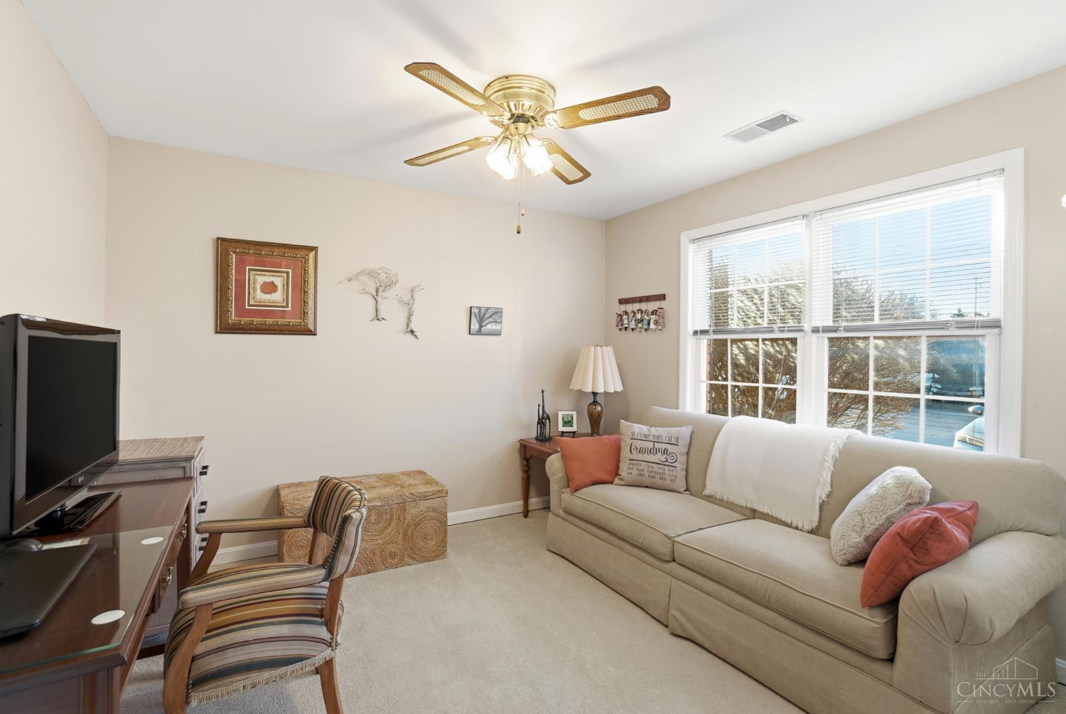 5346 Werk Road, Unit D4 Cincinnati, OH 45248 - Photo 25 of 37