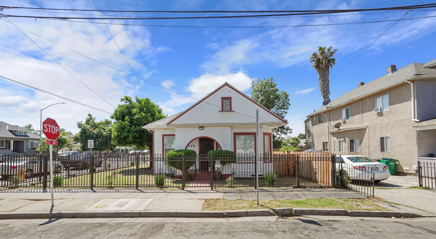 446 East Anderson Street Stockton, CA 95206 - Photo 1 of 30