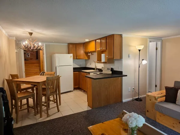 $1,800 | 869 Upper Mad River Road, Unit B2, Thornton, NH 03285