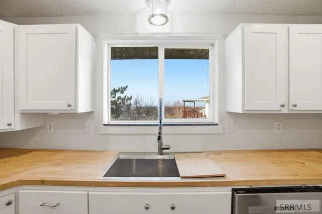 $360,000 | 855 Renee Avenue, Pocatello, ID 83201