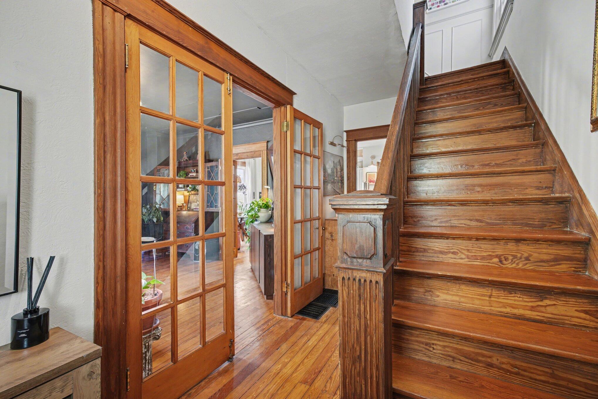 930 Montague Road Covington, KY 41011 - Photo 7 of 32