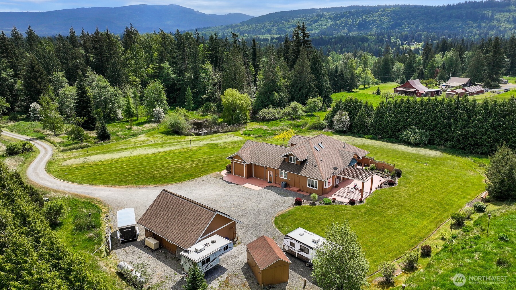 1603 Kelly Road Bellingham, WA 98226 - Photo 3 of 40 Gallery Image 3