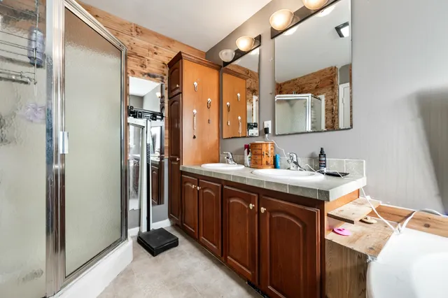 $335,000 | 125 Parker Road, Whitefield, NH 03598