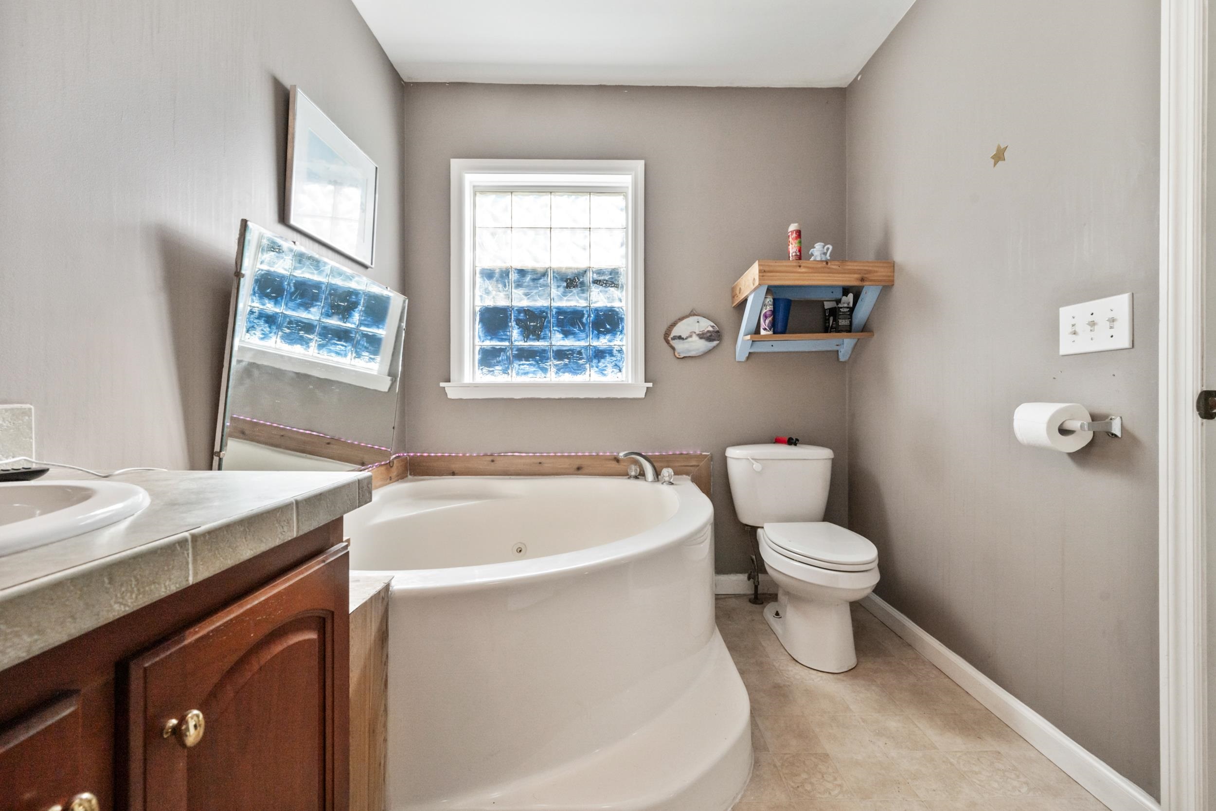 125 Parker Road Whitefield, NH 03598 - Photo 20 of 36 Gallery Image 20