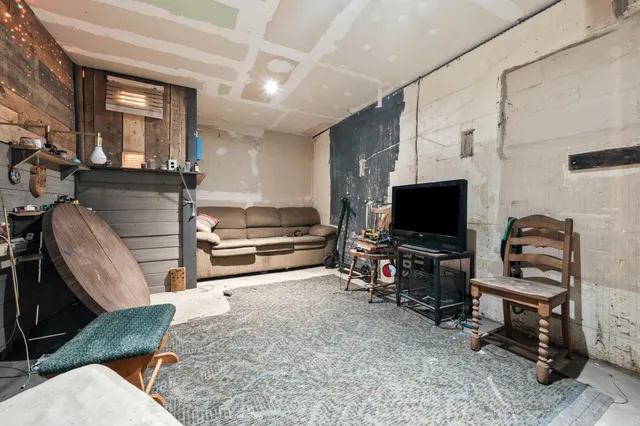 $335,000 | 125 Parker Road, Whitefield, NH 03598