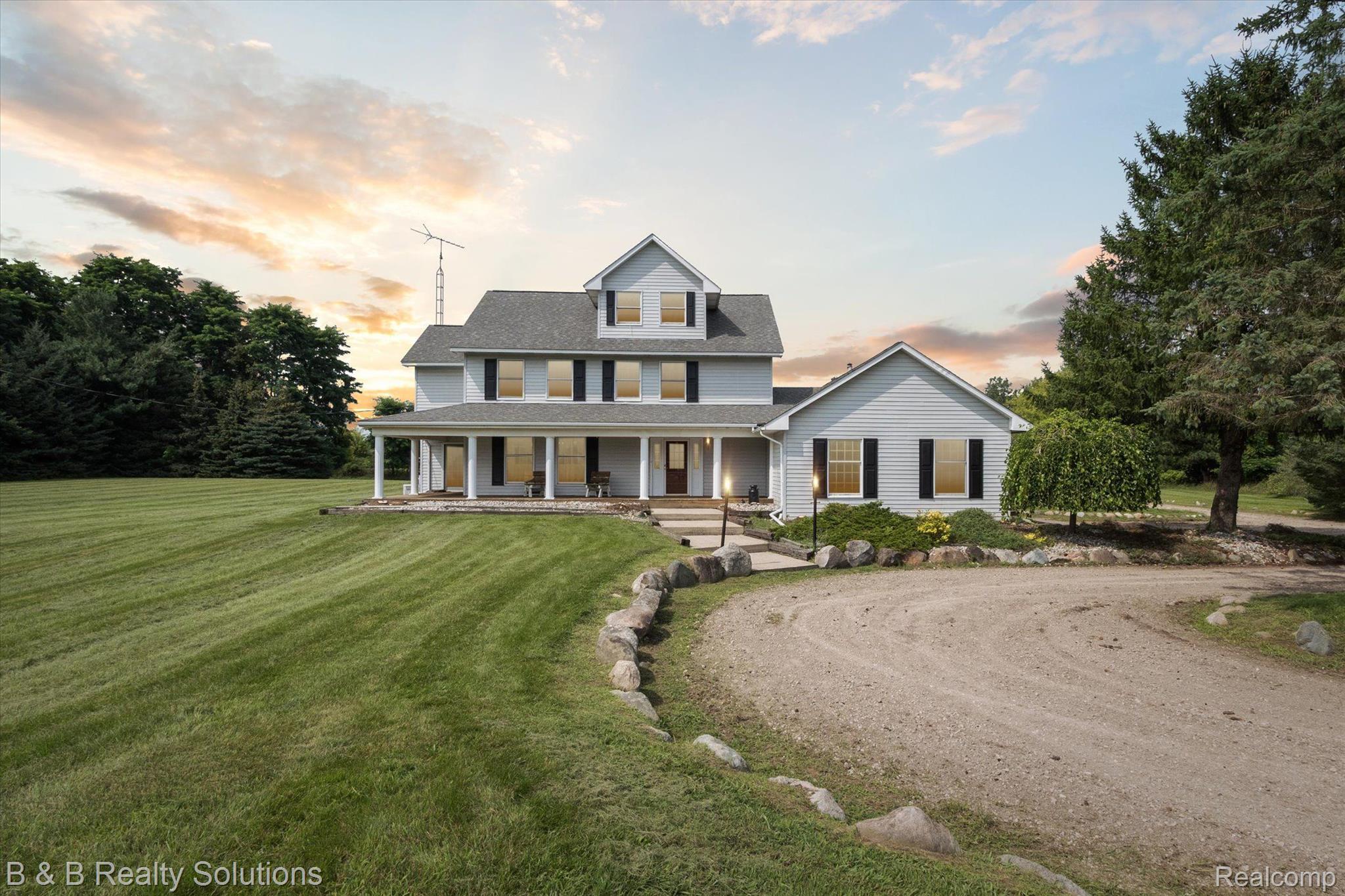 8561 Hough Road Almont, MI 48003 - Photo 1 of 68 Gallery Image 1