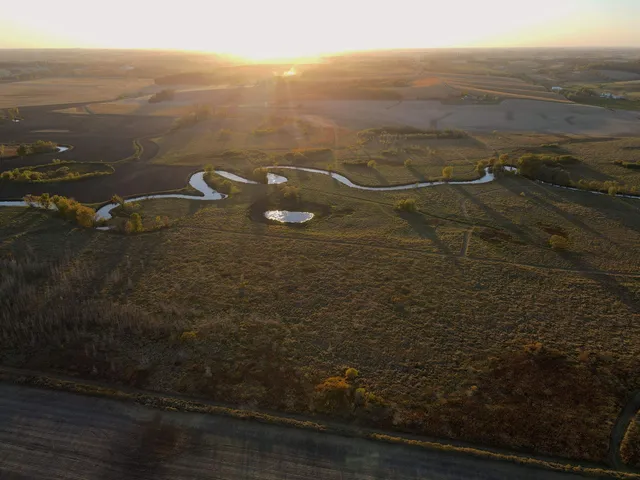 $349,999 | 139.57-ac County Hwy M, Browntown, WI 53522