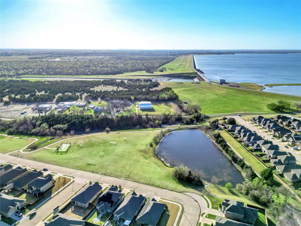 4640 Shivers Lane Forney, TX 75126 - Photo 5 of 38