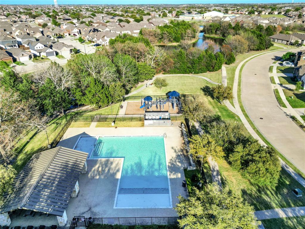 4640 Shivers Lane Forney, TX 75126 - Photo 9 of 38