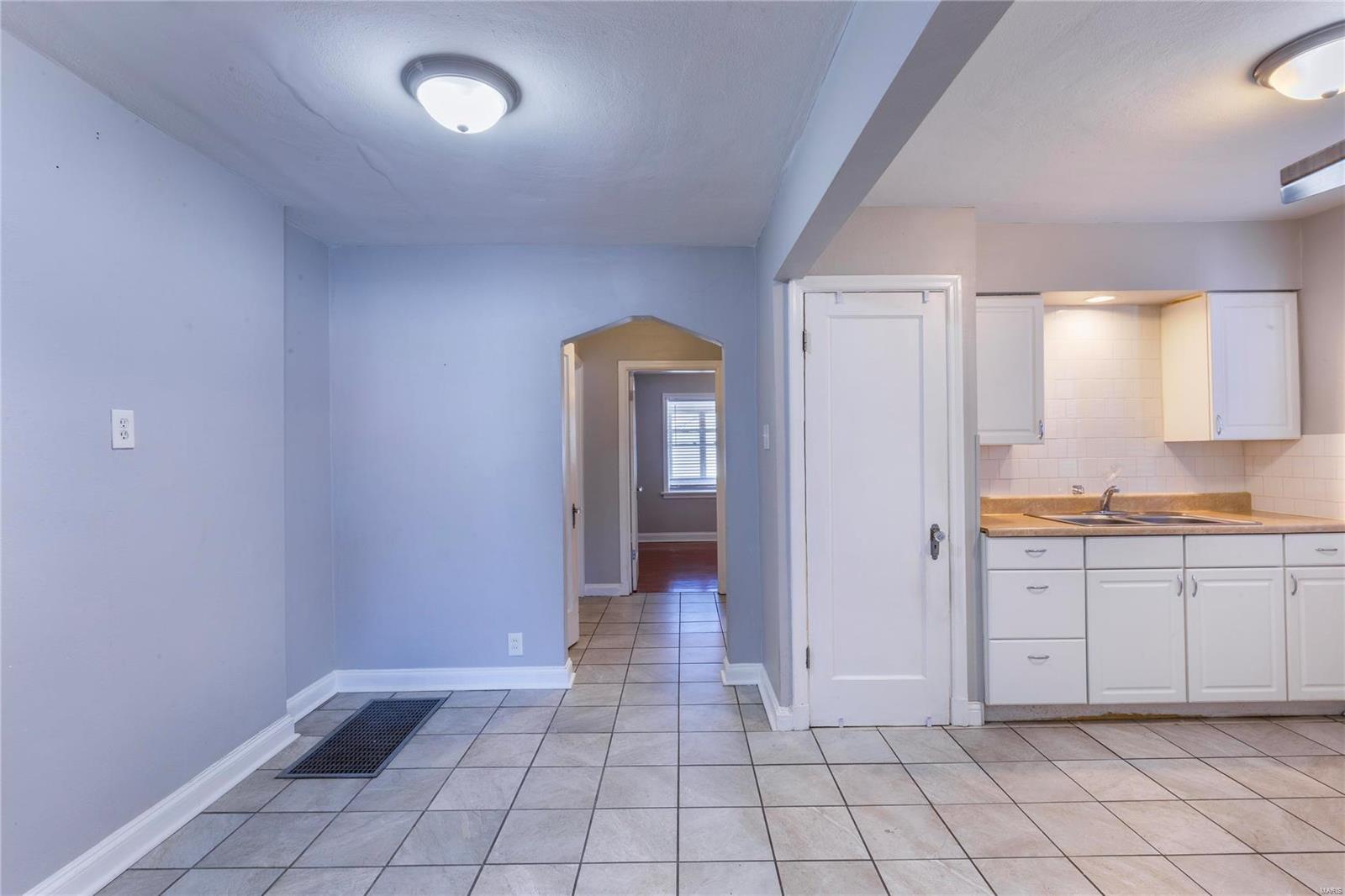 3331 Watson Road St. Louis, MO 63139 - Photo 6 of 20