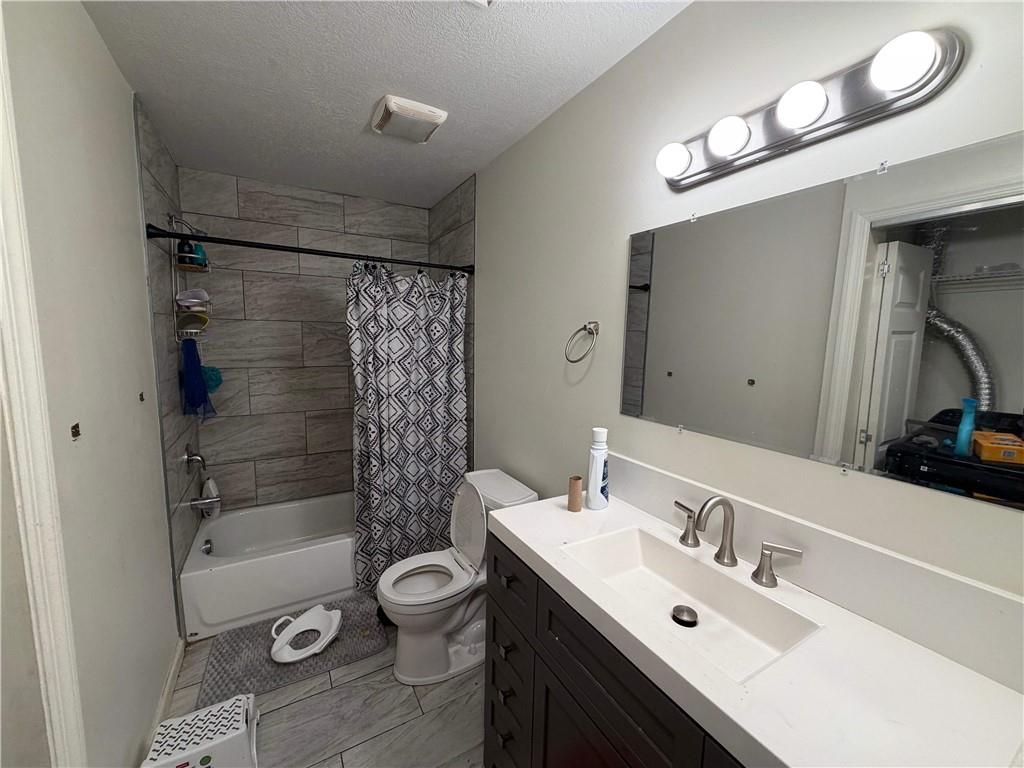 310 Long Road Pittsburgh, PA 15235 - Photo 10 of 20 Gallery Image 10