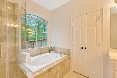 $635,000 | 135 South Bluff Creek Circle, The Woodlands, TX 77382