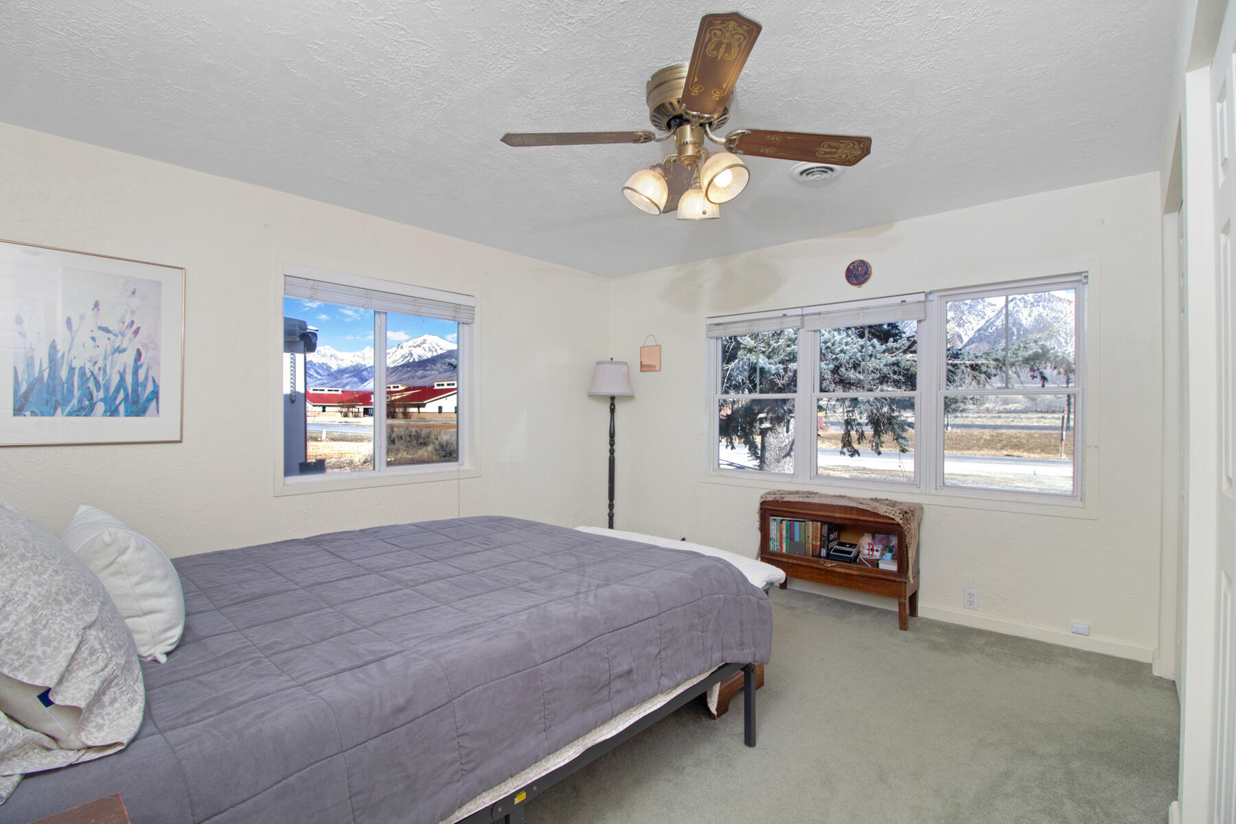 402 Custer Street Mackay, ID 83251 - Photo 12 of 31 Primary bedroom