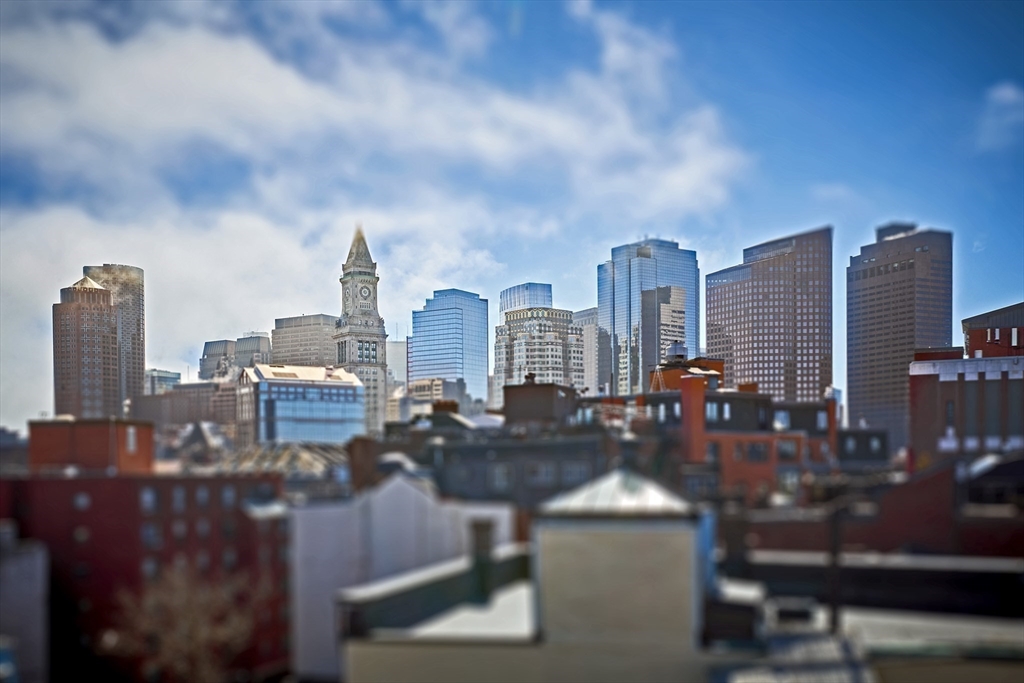 290 North Street, Unit 4 Boston, MA 02113 - Photo 20 of 28 a view of a city with tall buildings