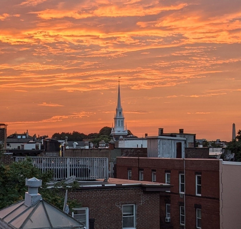 290 North Street, Unit 4 Boston, MA 02113 - Photo 24 of 28 a view of a city with an ocean