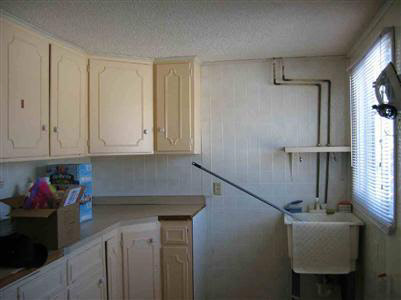 9347 Clio Road Clio, MI 48420 - Photo 5 of 8 20175300-4.JPG
