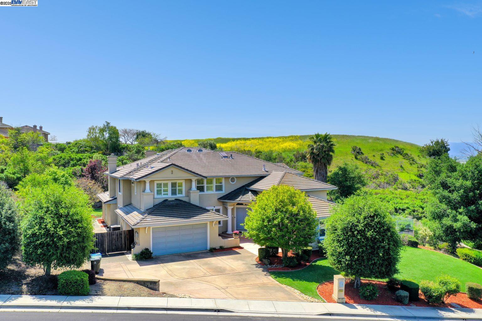 48564 Avalon Heights Ter, Fremont, CA 94539 | MLS #41094044 | Compass