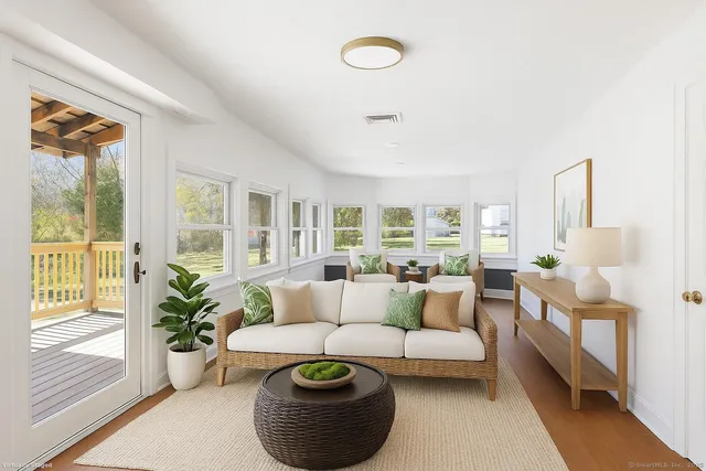 $389,925 | 18 Pautipaug Hill Road, Sprague, CT 06330