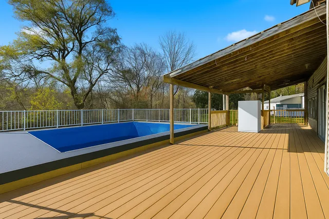 $389,925 | 18 Pautipaug Hill Road, Sprague, CT 06330