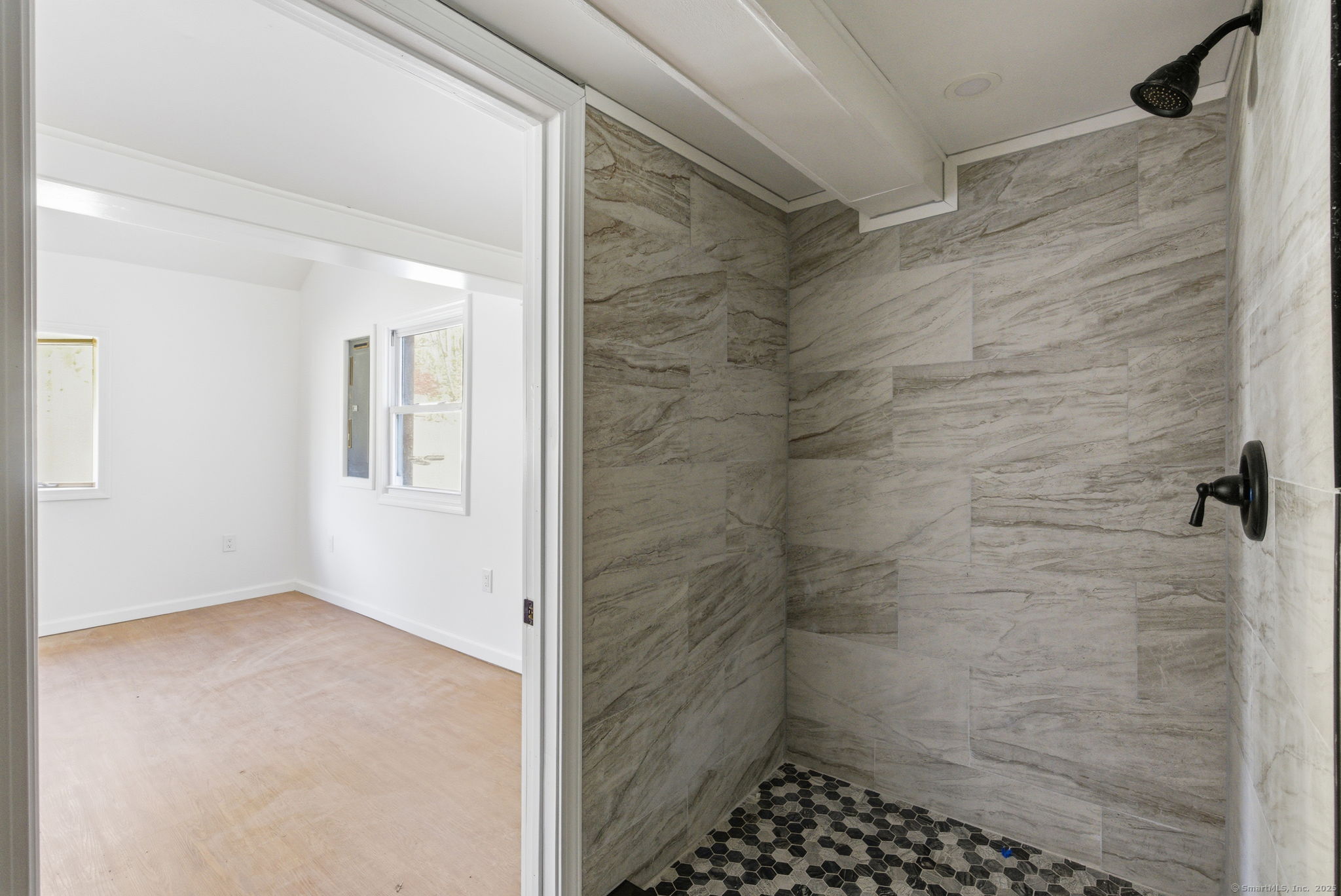 18 Pautipaug Hill Road Sprague, CT 06330 - Photo 8 of 36