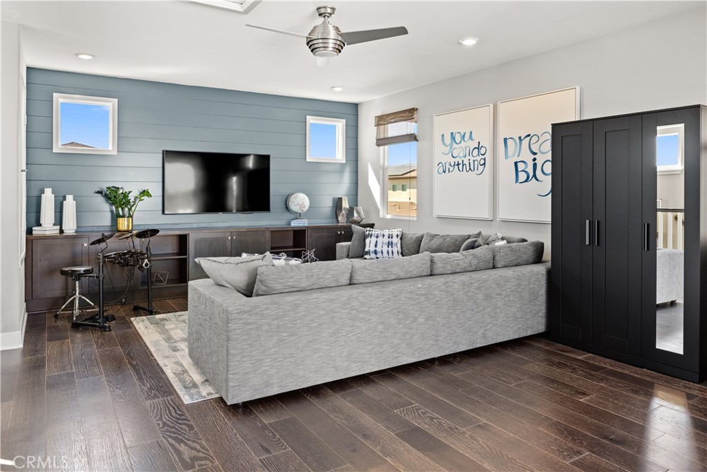 129 Spiral Irvine, CA 92618 - Photo 26 of 34