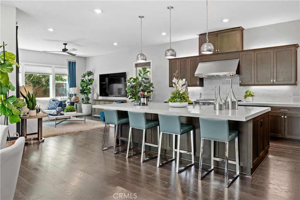 129 Spiral Irvine, CA 92618 - Photo 8 of 34