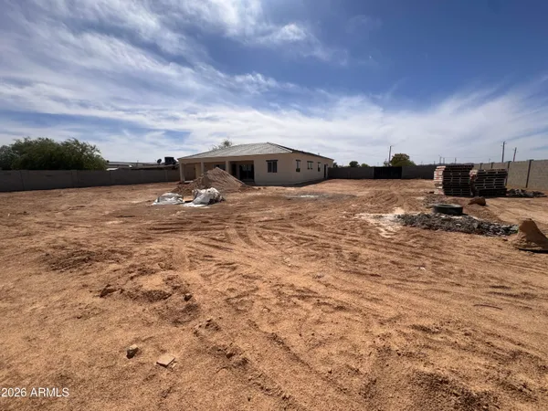 $379,900 | 3945 North Mohu Drive, Eloy, AZ 85131
