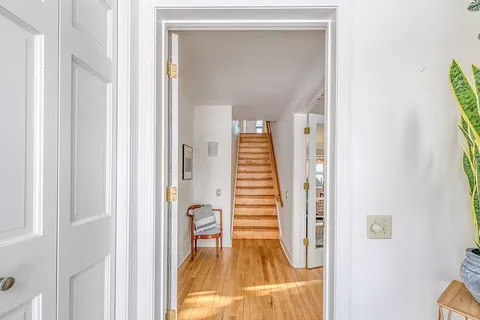 $950,000 | 725 Oneida Place, Madison, WI 53711