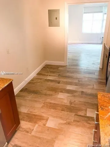 $1,650 | 1020 Euclid Avenue, Unit 6, Miami Beach, FL 33139