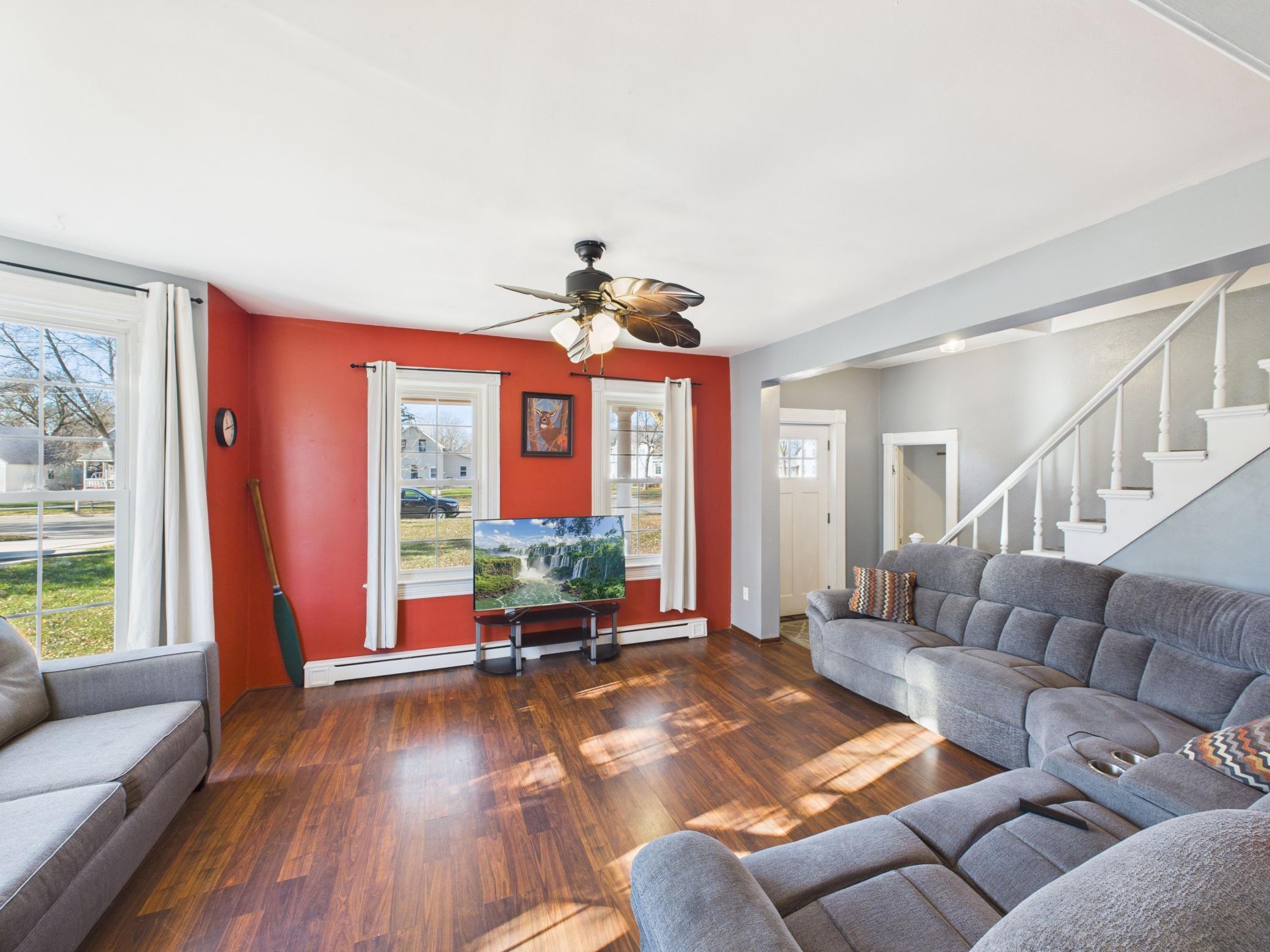 544 Washburn Avenue Belgrade, MN 56312 - Photo 3 of 32