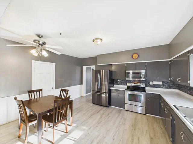 $180,000 | 544 Washburn Avenue, Belgrade, MN 56312